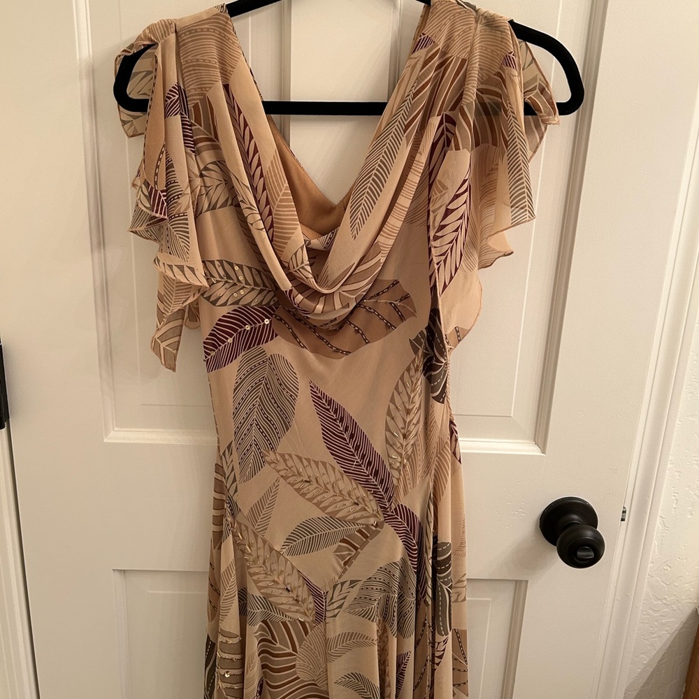 Elegant Leaf Print Dress